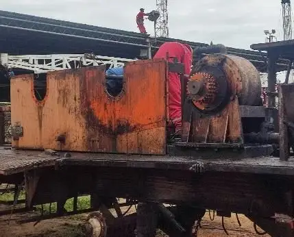 Inspección del hoist (taladro sobre camión)