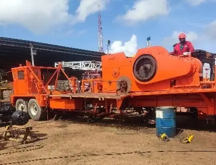 Inspección del hoist (taladro sobre camión)