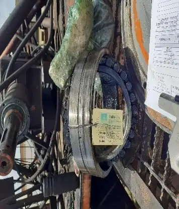 Rodamiento del malacate en descarte y armado