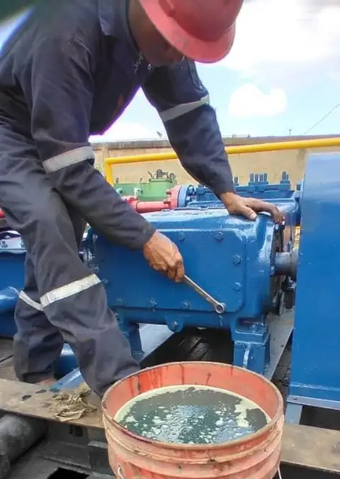 Revisión de bomba de lodo