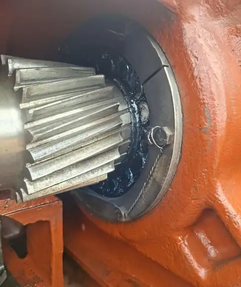 Bomba de lodo: cigüeñal, bielas, rodamientos y medición final